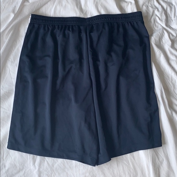 Nike Dri-Fit Basketball Shorts - Picture 3 of 4